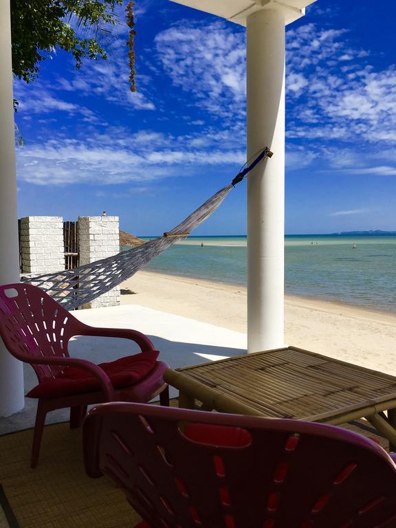 House On The Beach 코팡안 외부 사진